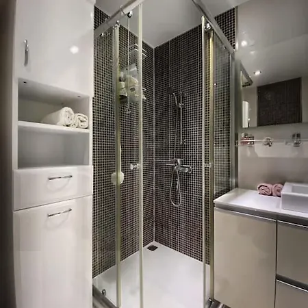 Апартаменти Hygge Flat With Heated Floors & Sunny Balcony! Аланія