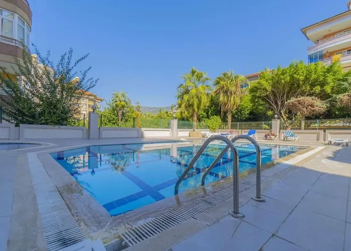 Hygge Flat With Heated Floors & Sunny Balcony! *