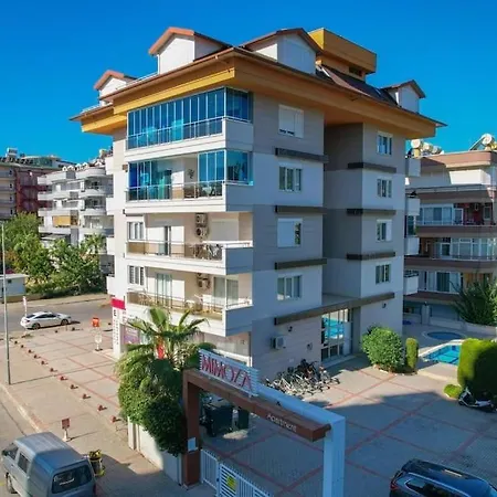Hygge Flat With Heated Floors & Sunny Balcony! * Αλάνια